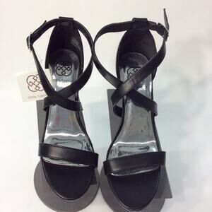 Daisy Fuentes 7.5 Caite Heels Black